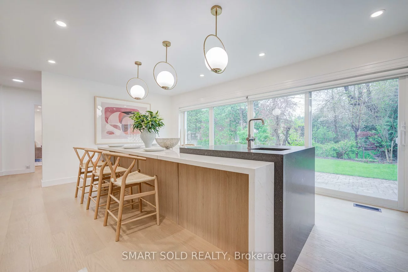 4, Knollview, Bayview Village, Toronto