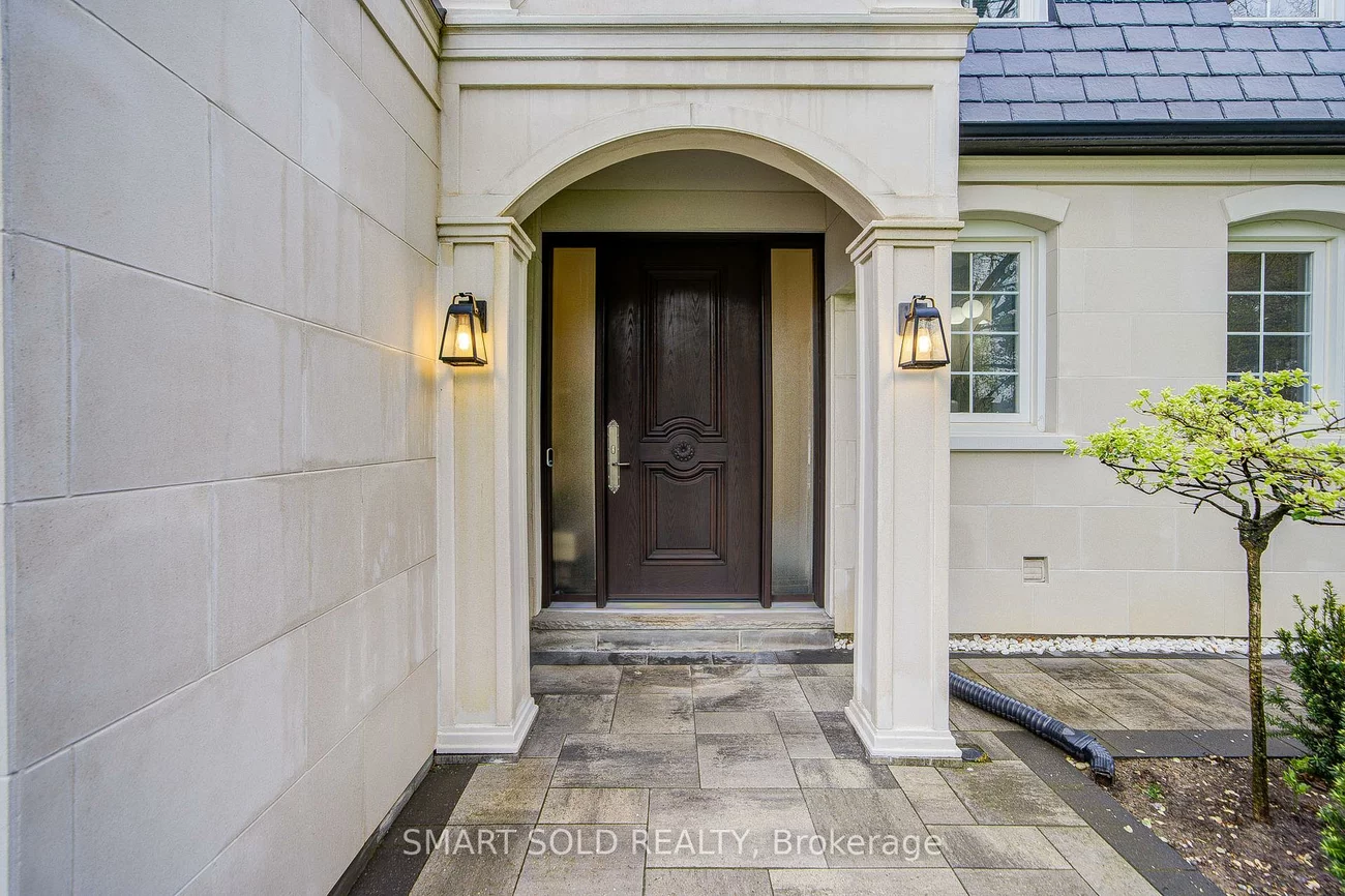 4, Knollview, Bayview Village, Toronto