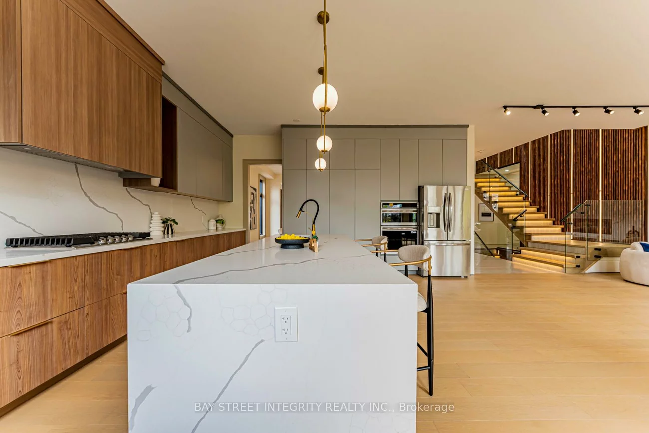 34, Wigan, Clanton Park, Toronto