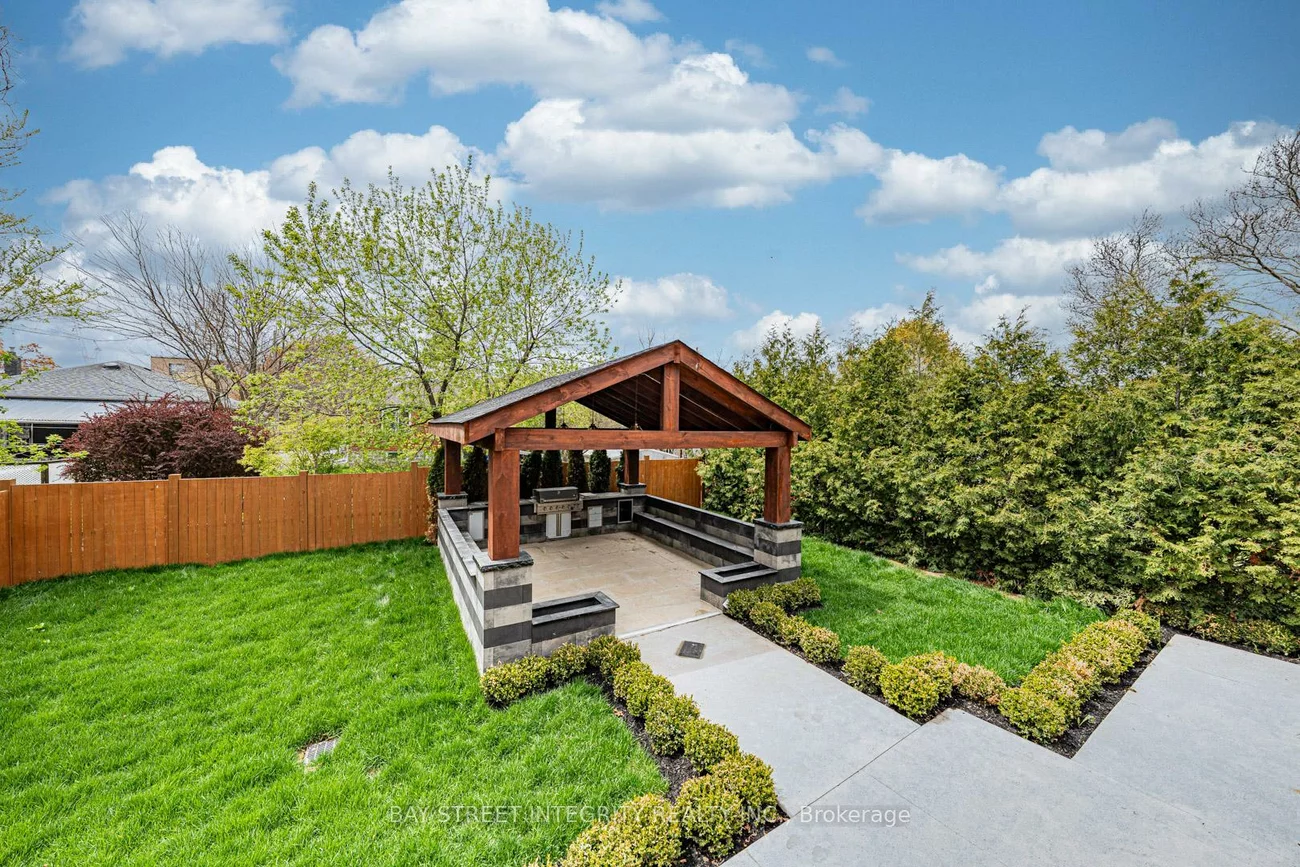 34, Wigan, Clanton Park, Toronto