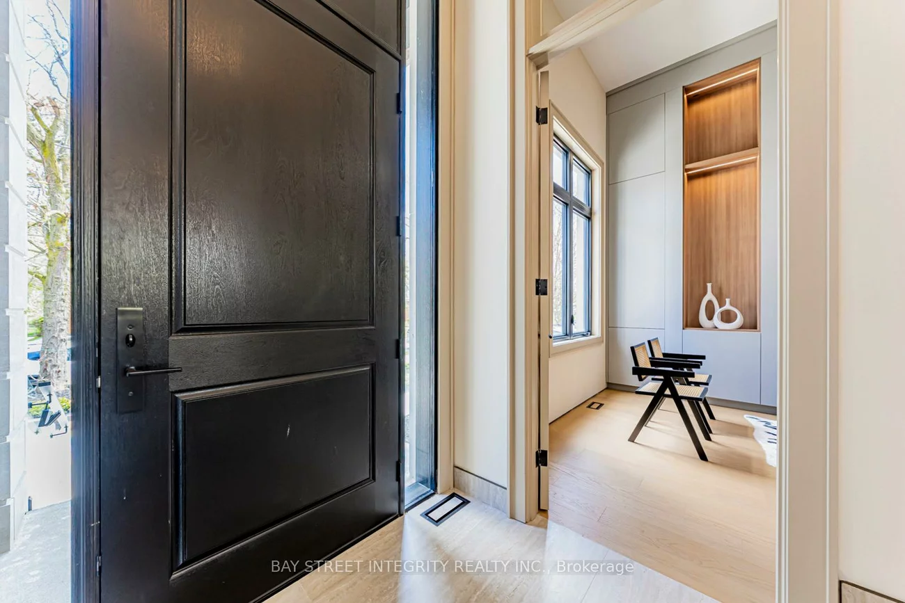 34, Wigan, Clanton Park, Toronto