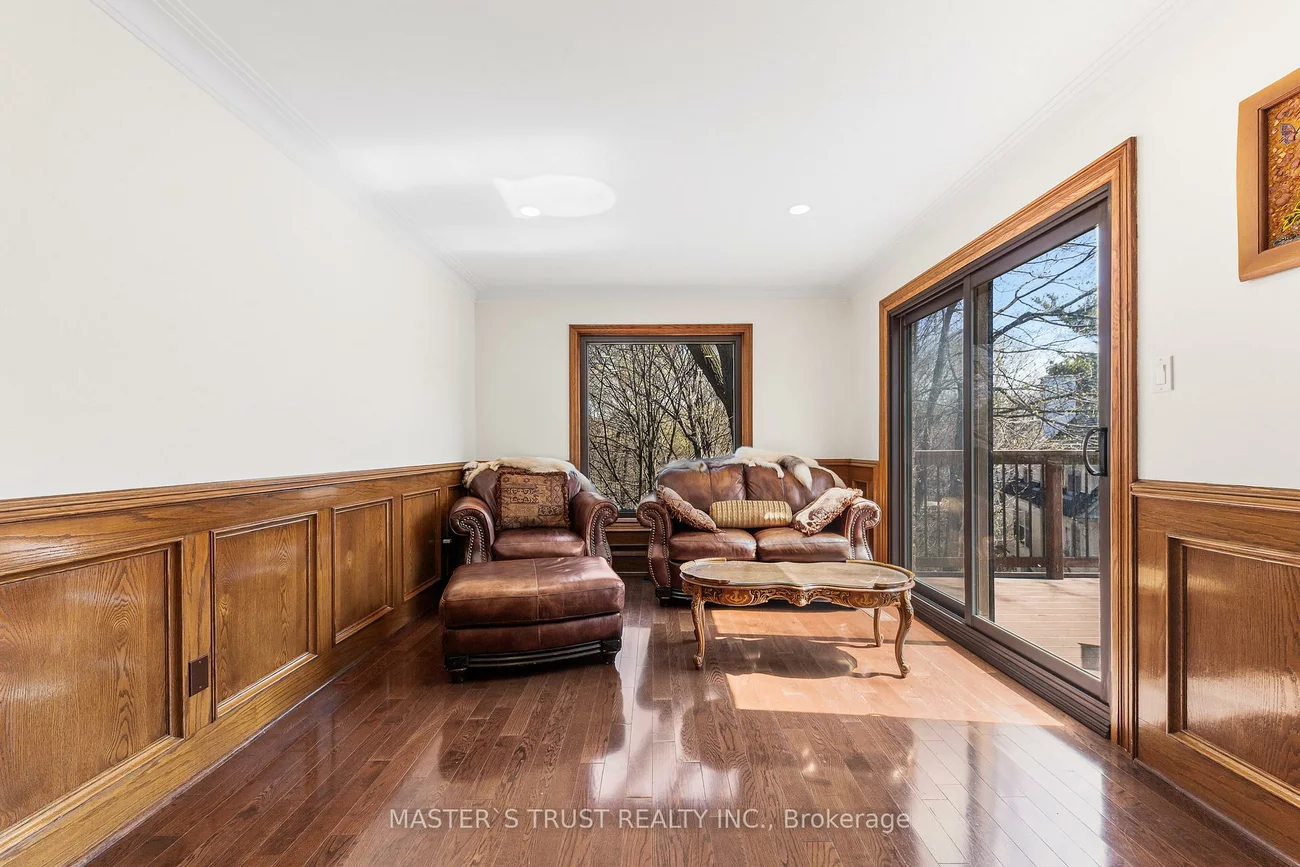 243, Burbank, Bayview Village, Toronto