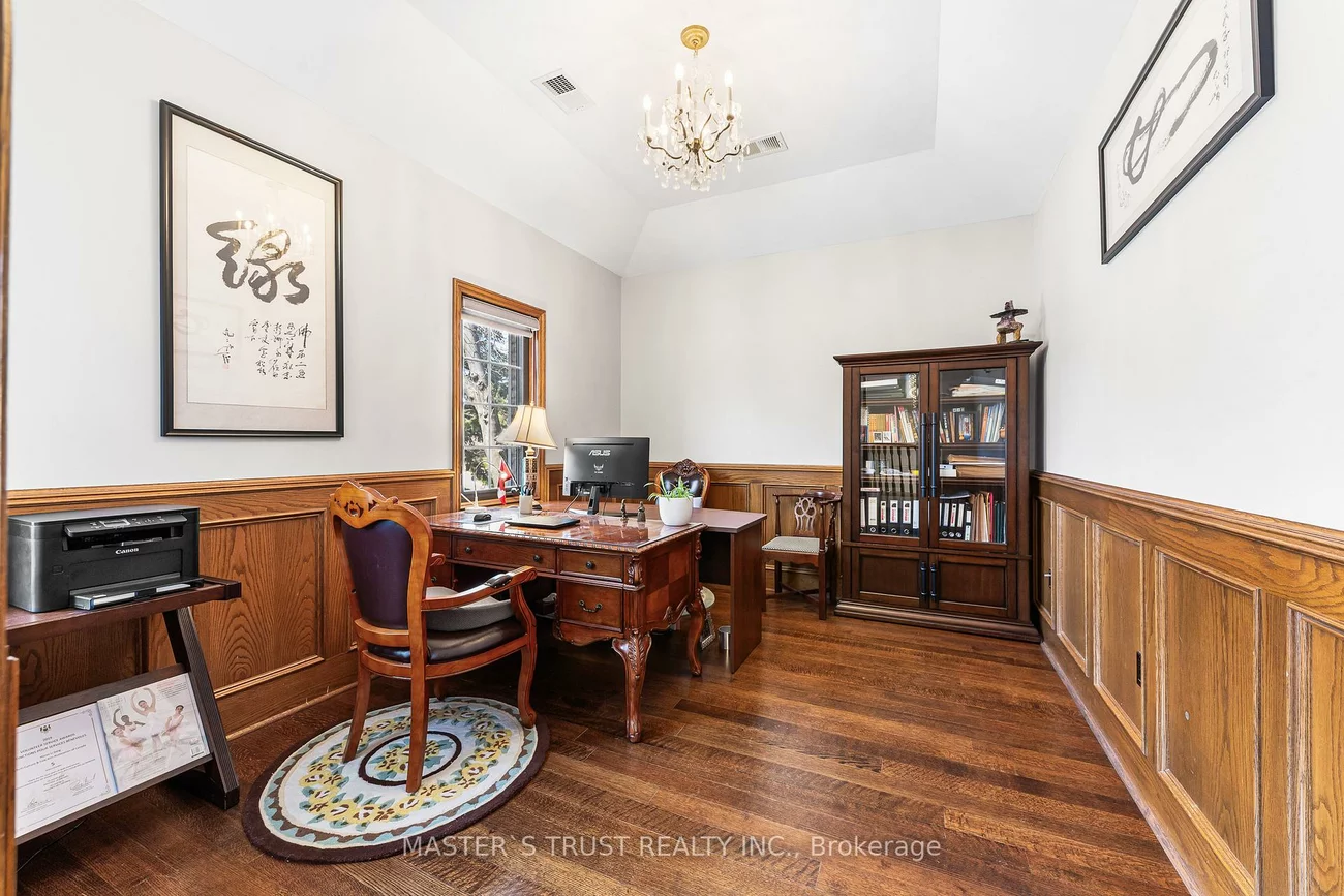 243, Burbank, Bayview Village, Toronto