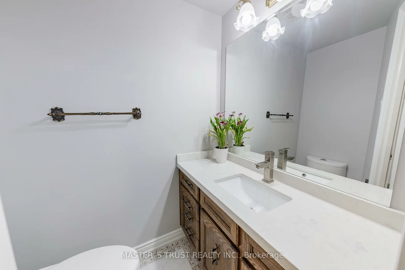 243, Burbank, Bayview Village, Toronto