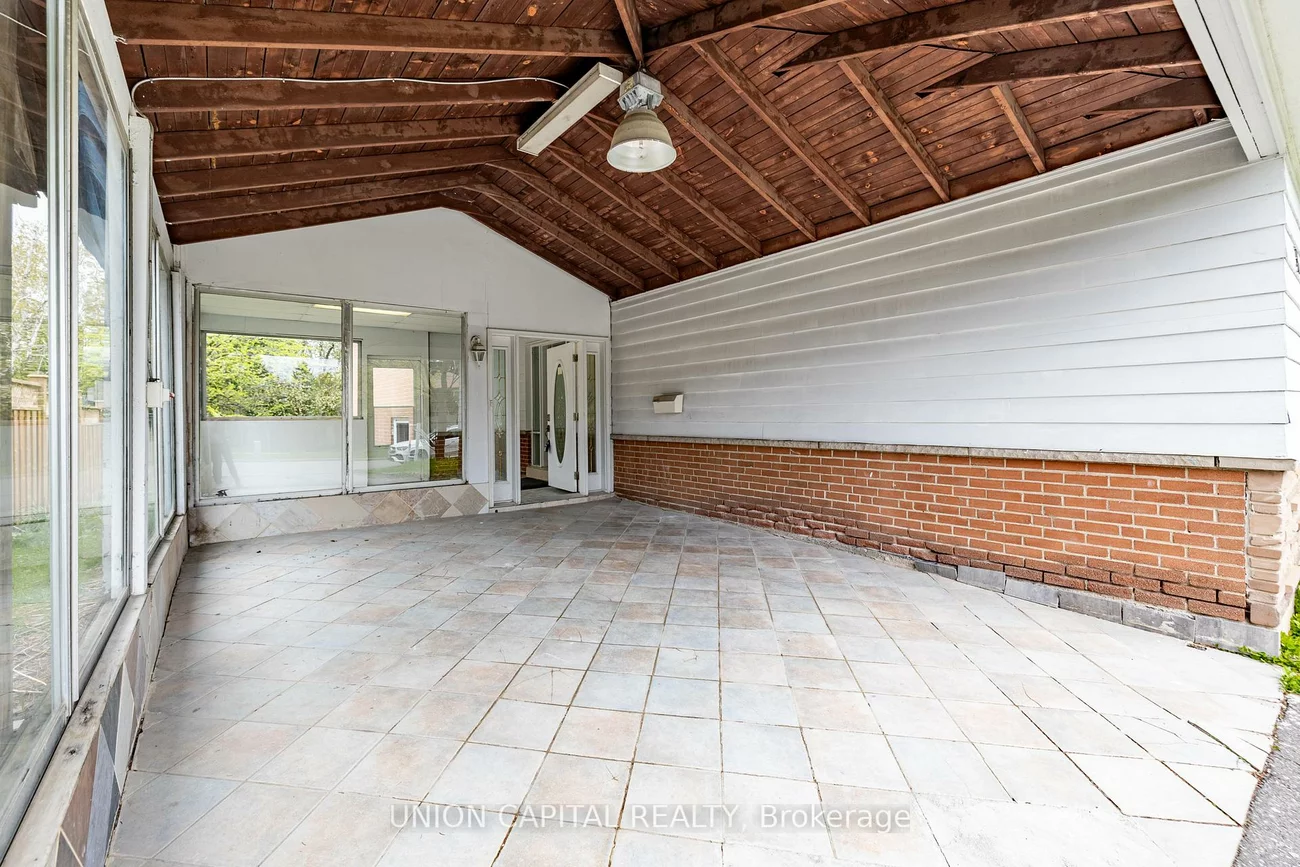 34, Lisburn, Don Valley Village, Toronto
