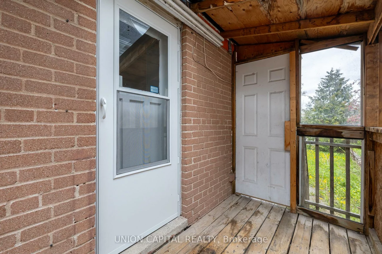 34, Lisburn, Don Valley Village, Toronto