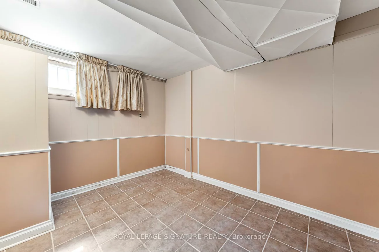 66, Carscadden, Westminster-Branson, Toronto