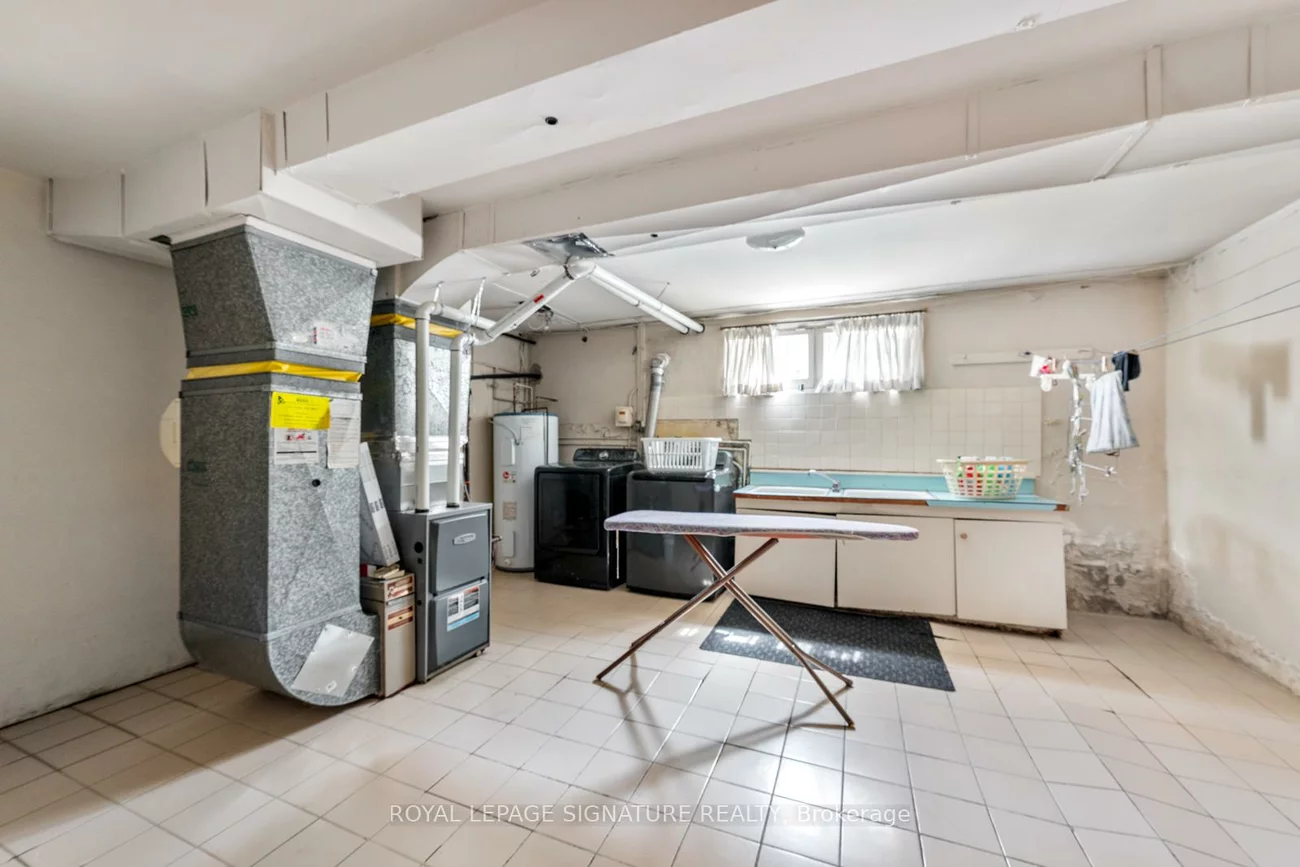 66, Carscadden, Westminster-Branson, Toronto