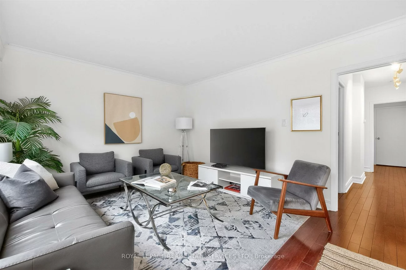 25, Lorindale, Lawrence Park North, Toronto