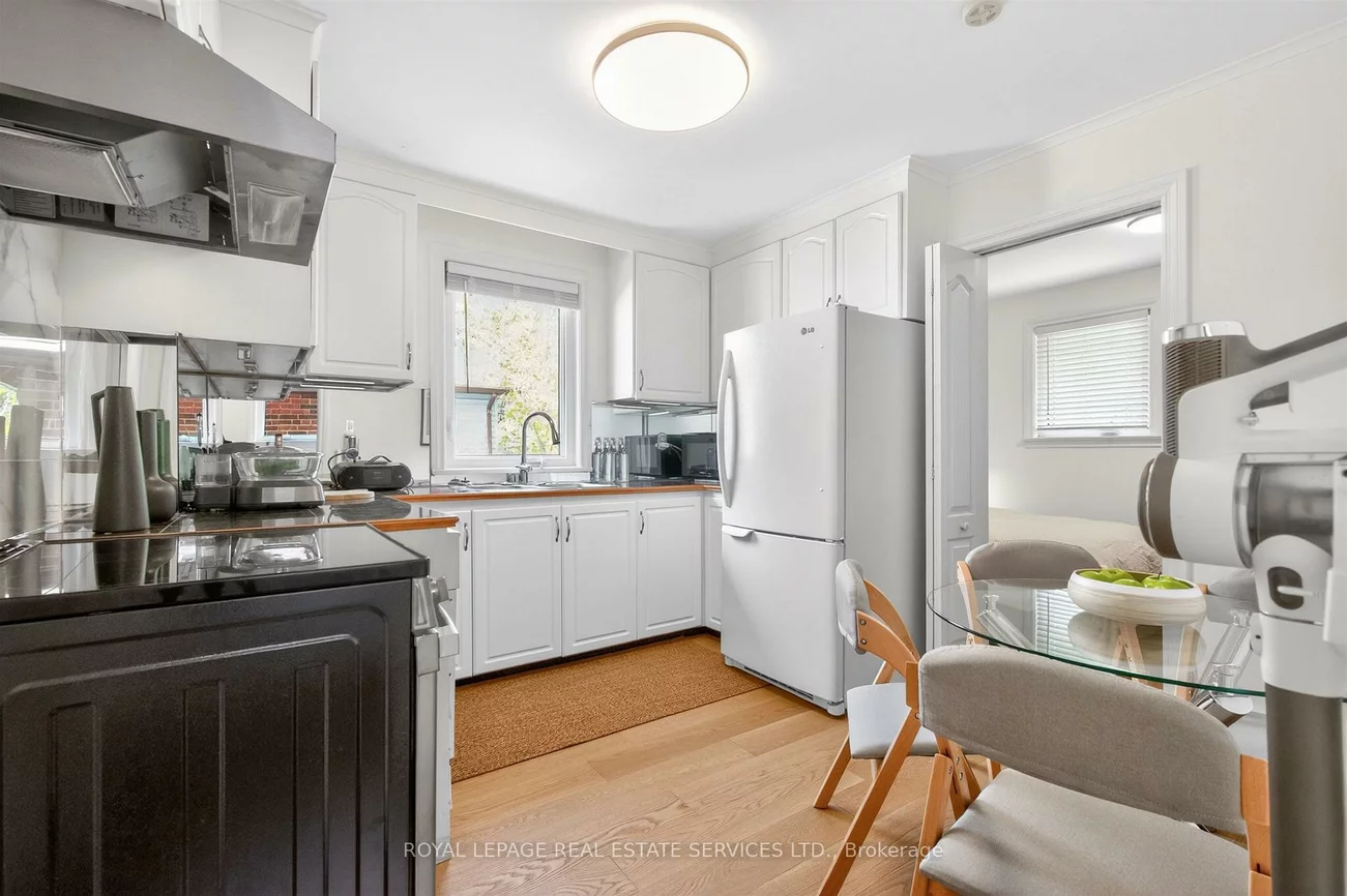 25, Lorindale, Lawrence Park North, Toronto