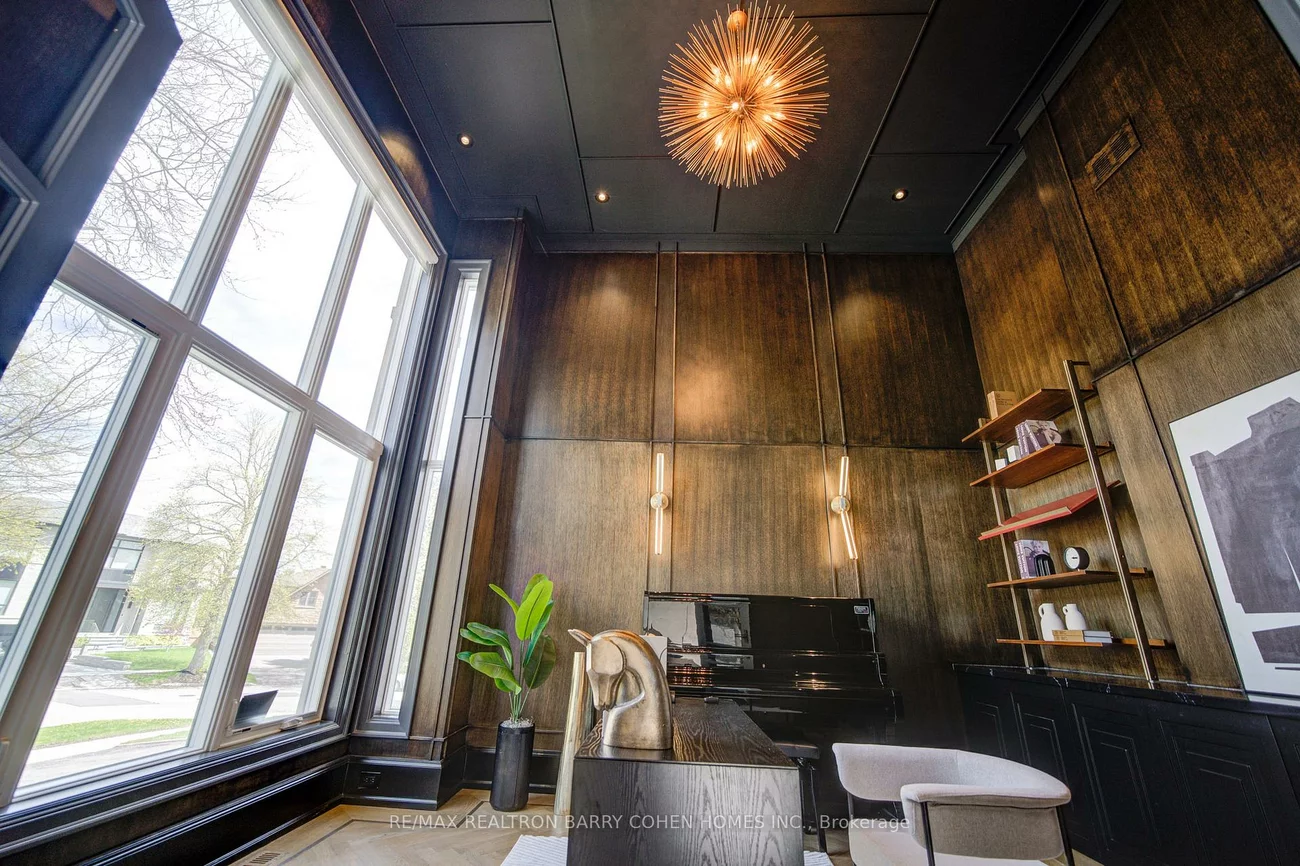 15, Ames, Banbury-Don Mills, Toronto