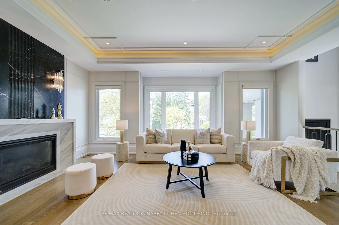 15, Ames, Banbury-Don Mills, Toronto