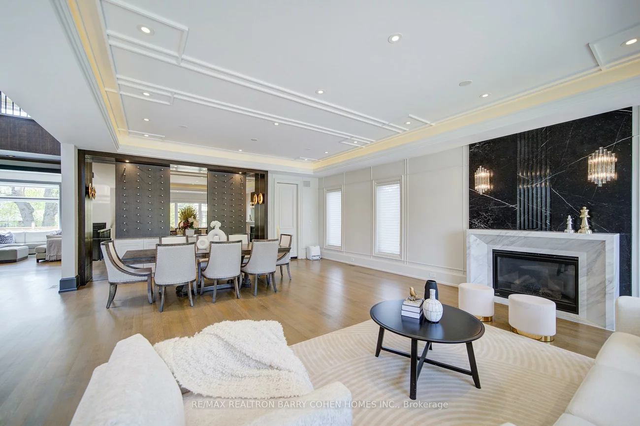 15, Ames, Banbury-Don Mills, Toronto