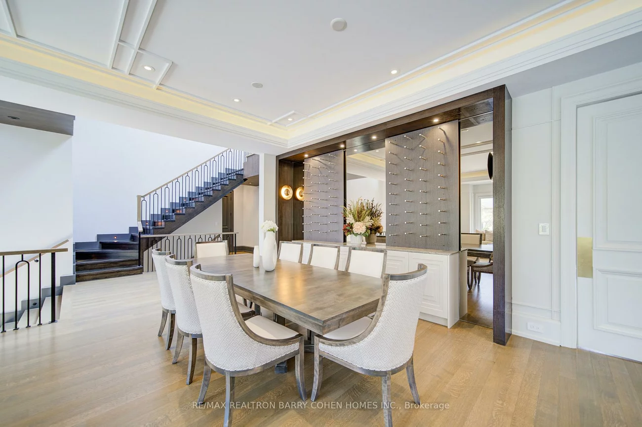 15, Ames, Banbury-Don Mills, Toronto