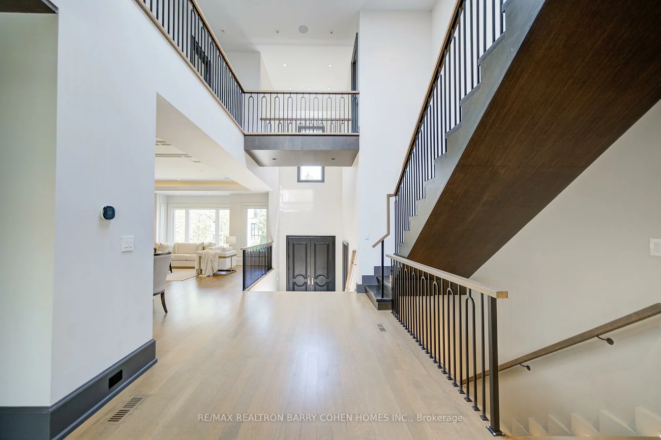 15, Ames, Banbury-Don Mills, Toronto