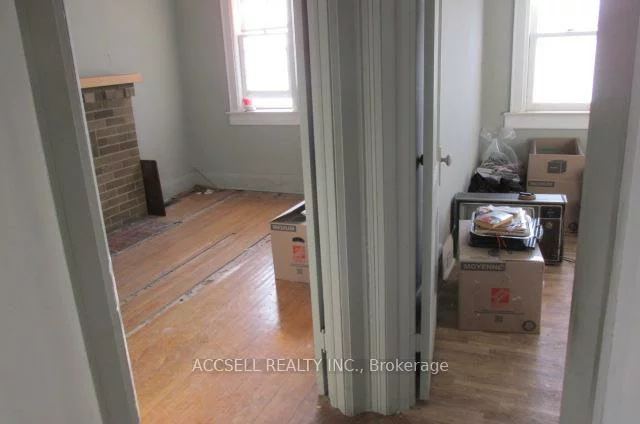 53, Arlington, Wychwood, Toronto