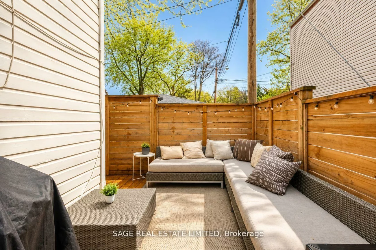 438, Sumach, Cabbagetown-South St. James Town, Toronto