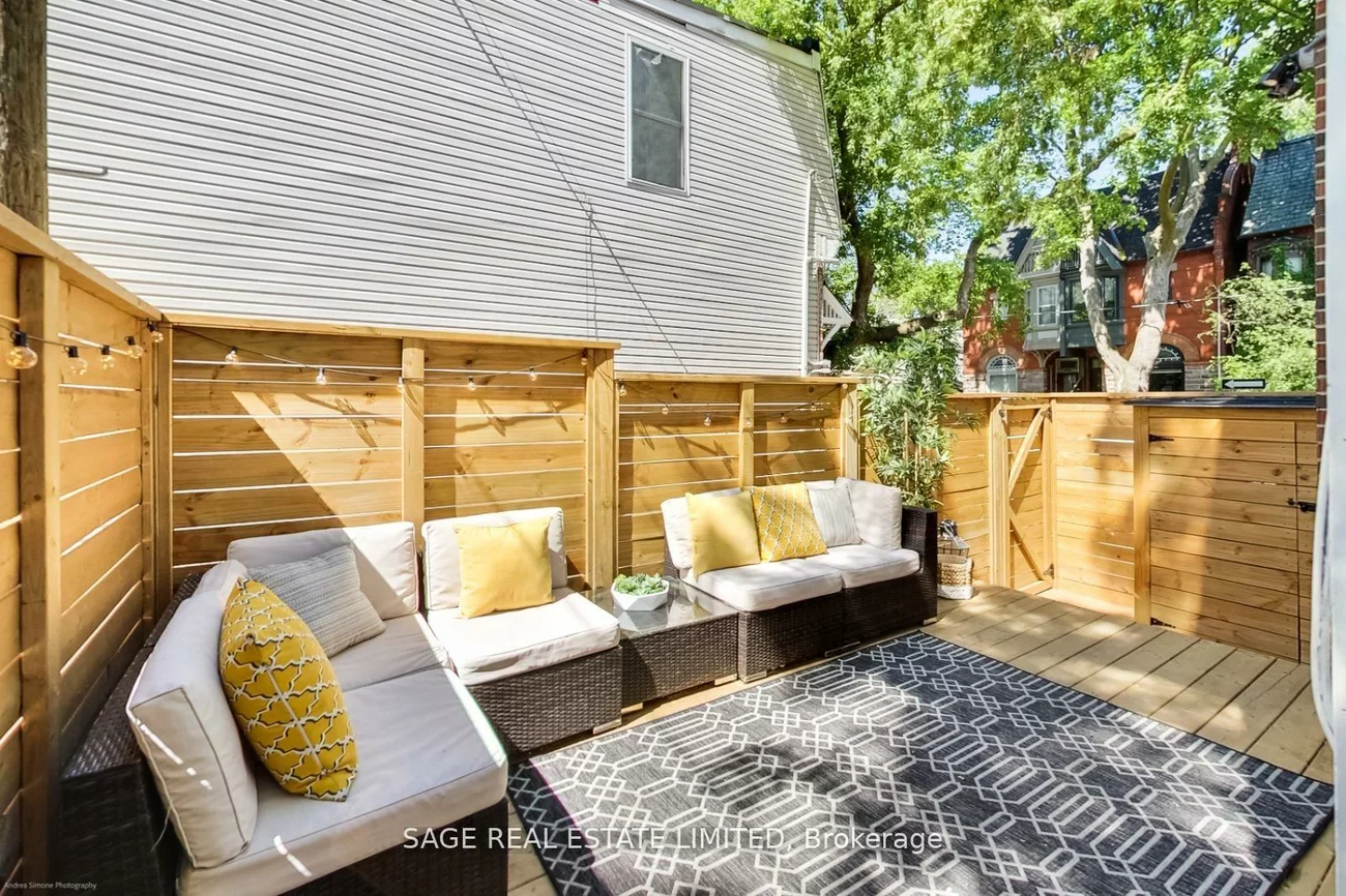 438, Sumach, Cabbagetown-South St. James Town, Toronto