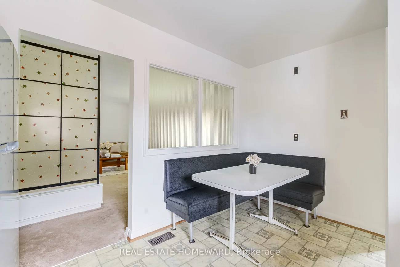 36, Hesketh, Victoria Village, Toronto