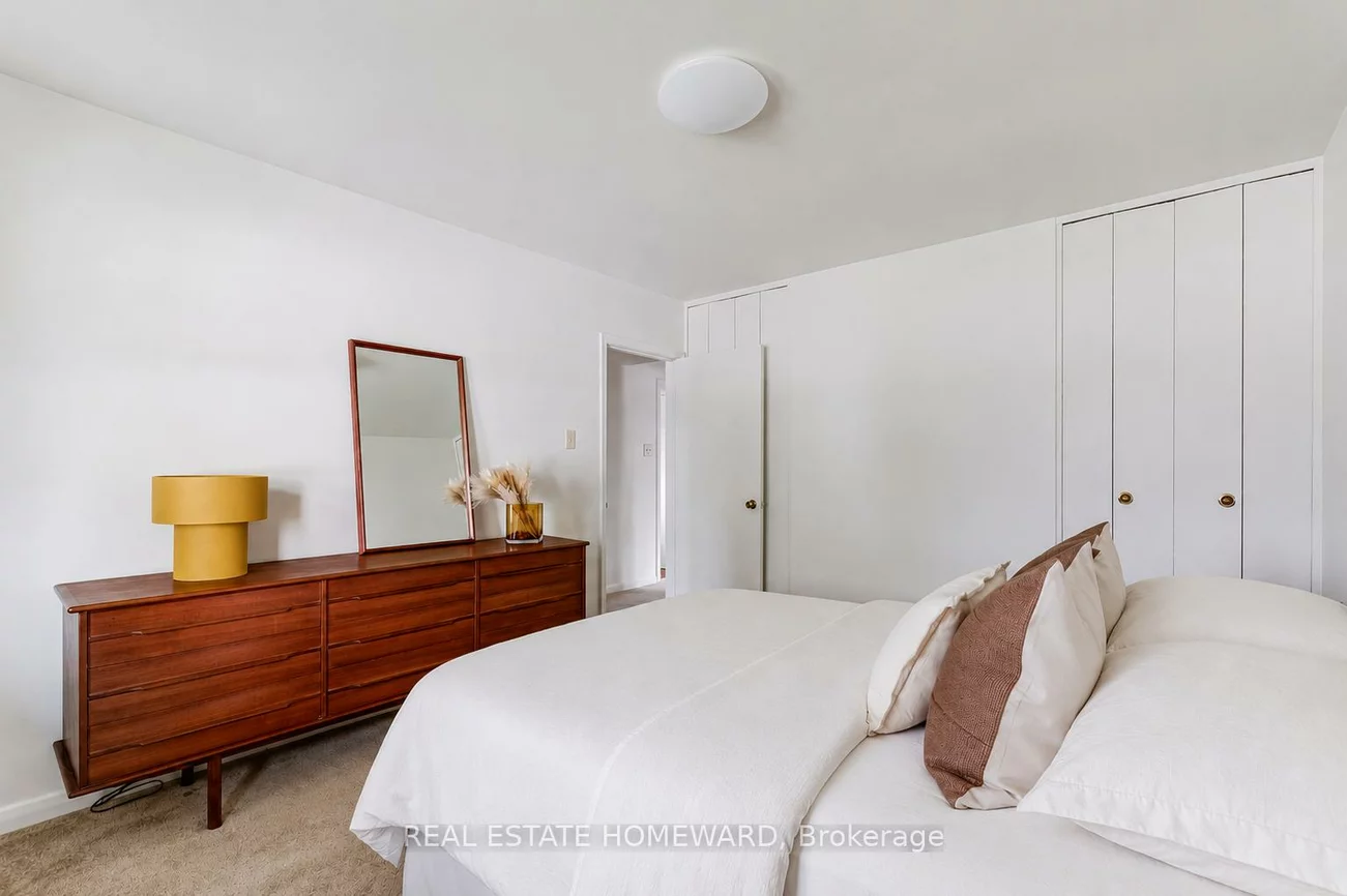 36, Hesketh, Victoria Village, Toronto