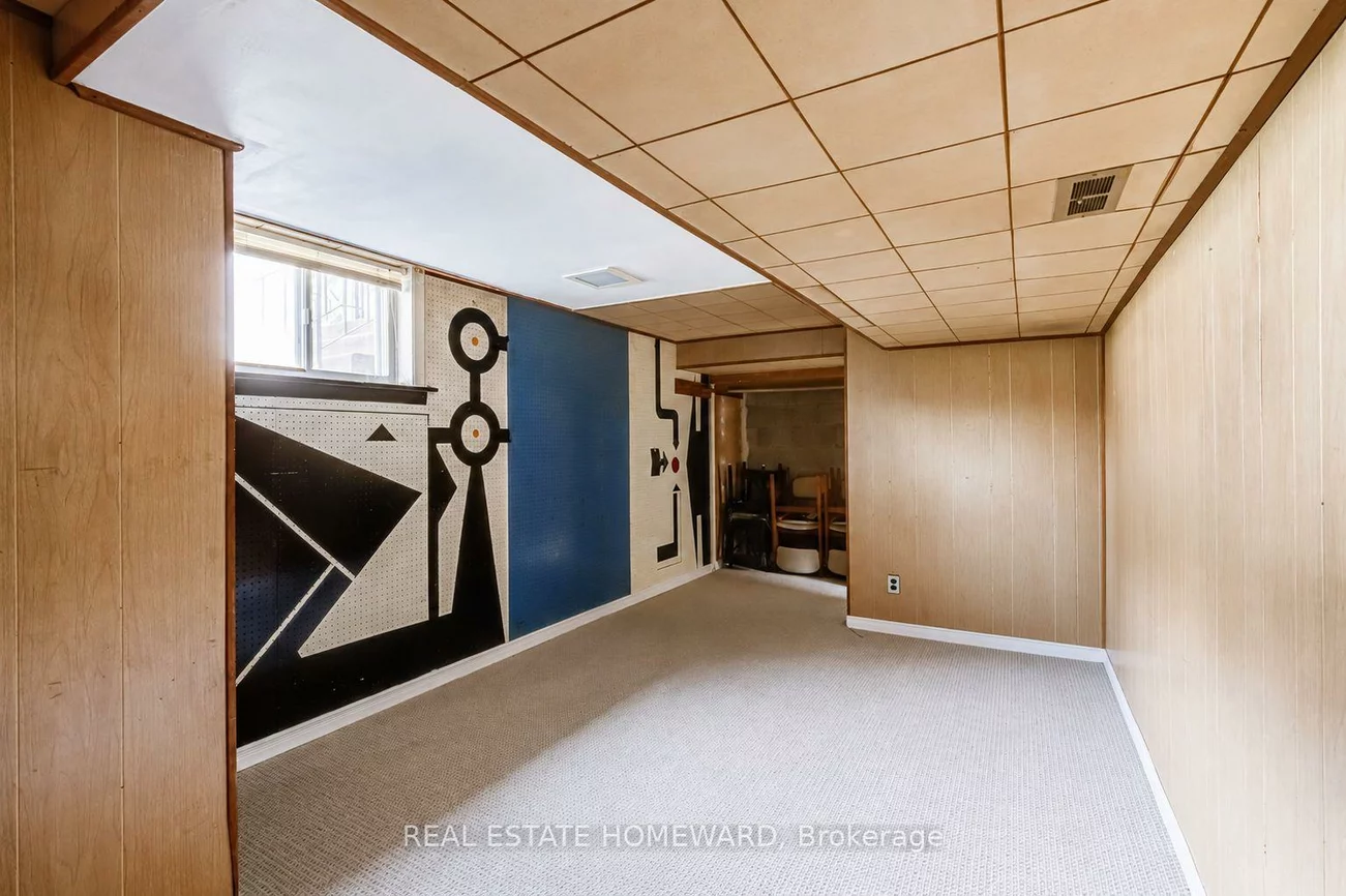 36, Hesketh, Victoria Village, Toronto