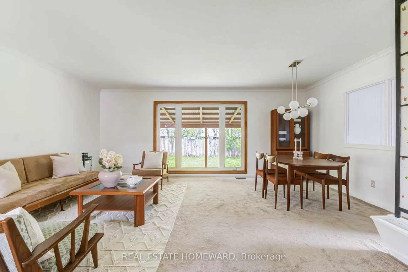 36, Hesketh, Victoria Village, Toronto