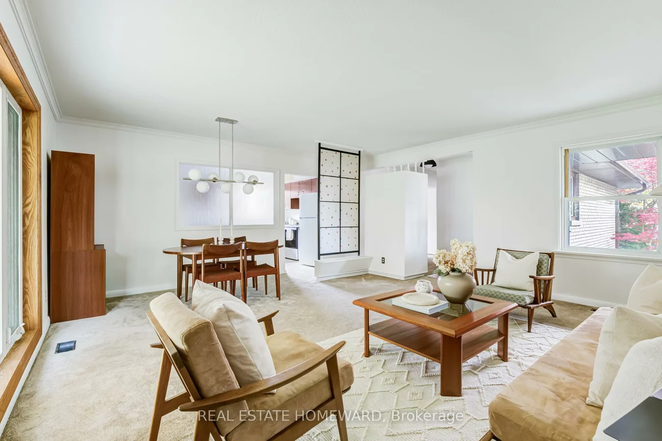 36, Hesketh, Victoria Village, Toronto