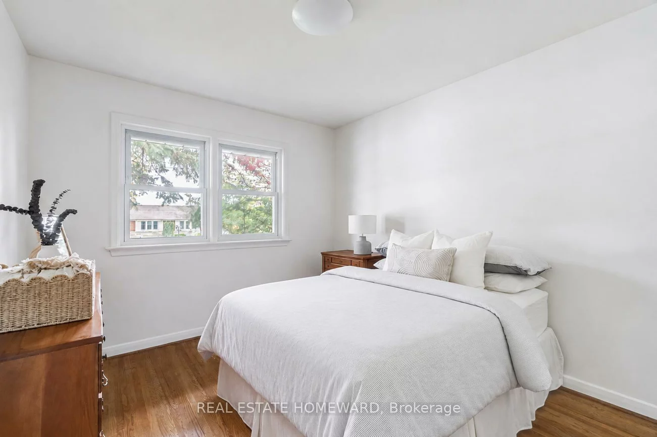 36, Hesketh, Victoria Village, Toronto