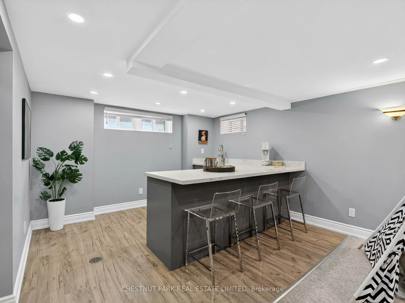 14, Servington, Mount Pleasant West, Toronto
