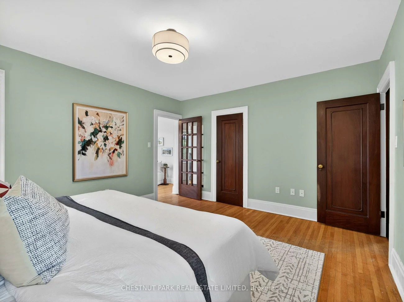 14, Servington, Mount Pleasant West, Toronto
