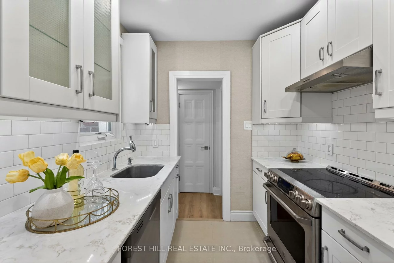 603, Spadina, Forest Hill South, Toronto