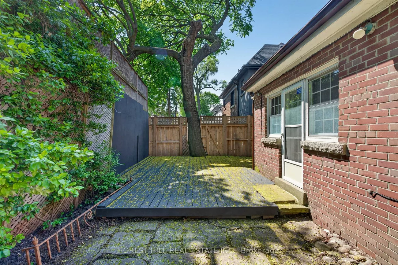 603, Spadina, Forest Hill South, Toronto