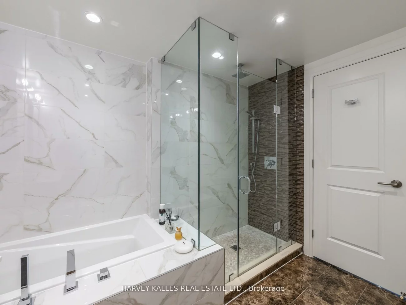 2460A, Bayview, Bridle Path-Sunnybrook-York Mills, Toronto