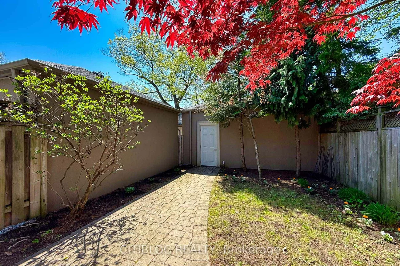 599, Woburn, Bedford Park-Nortown, Toronto