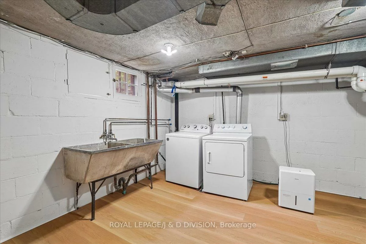 310, Glencairn, Lawrence Park South, Toronto