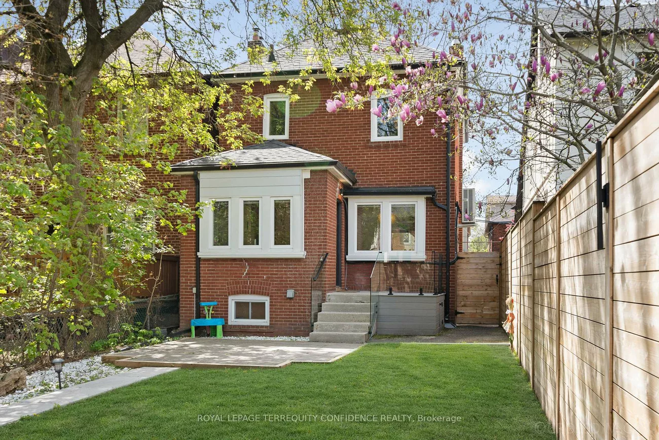 68, Cranbrooke, Lawrence Park North, Toronto