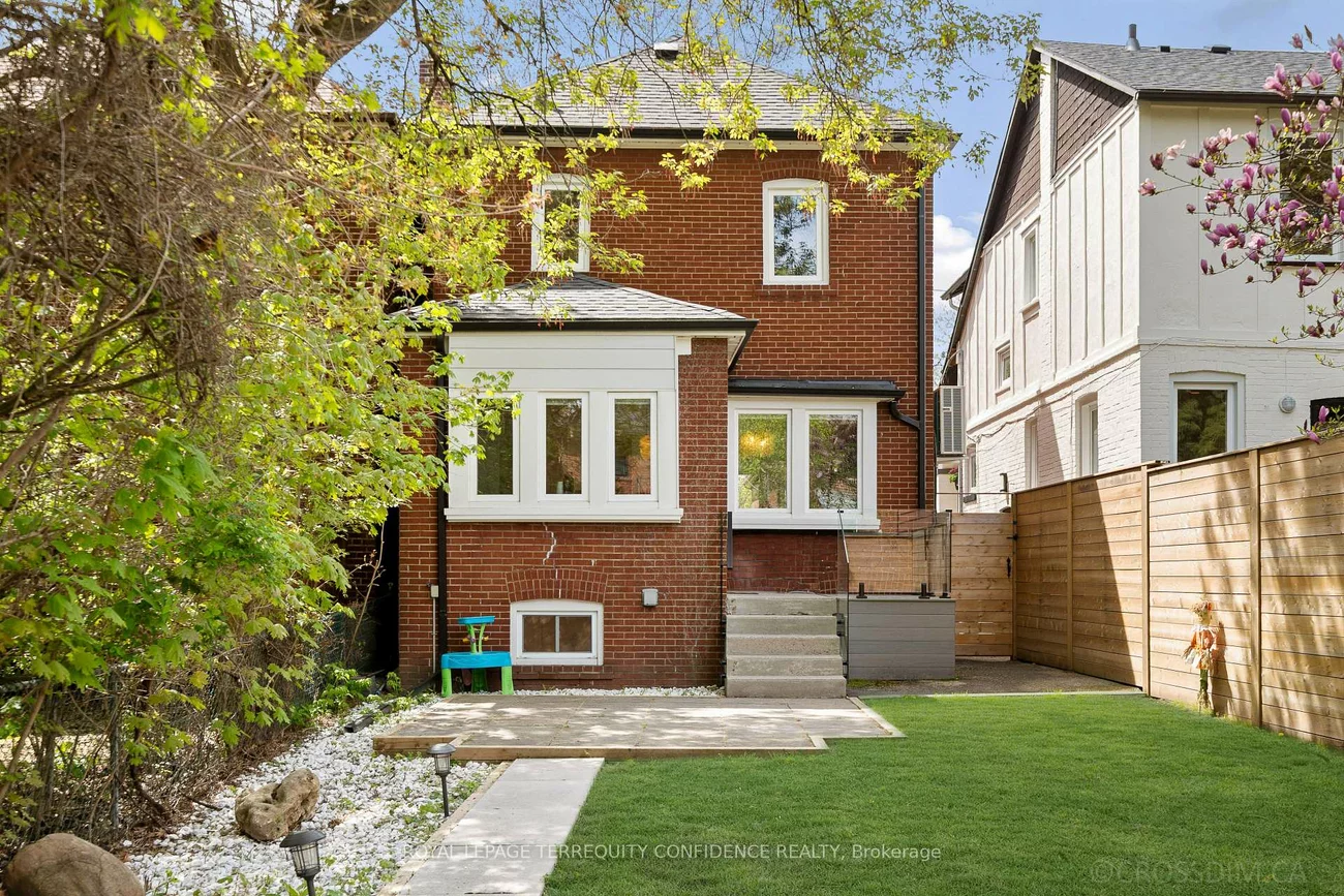 68, Cranbrooke, Lawrence Park North, Toronto