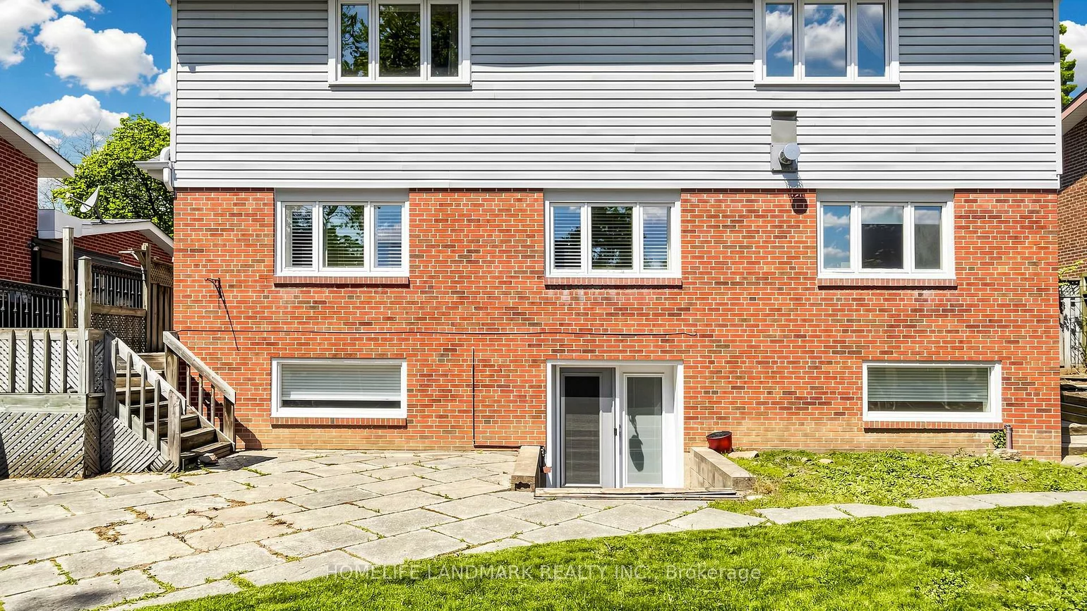 27, Quincy, Henry Farm, Toronto