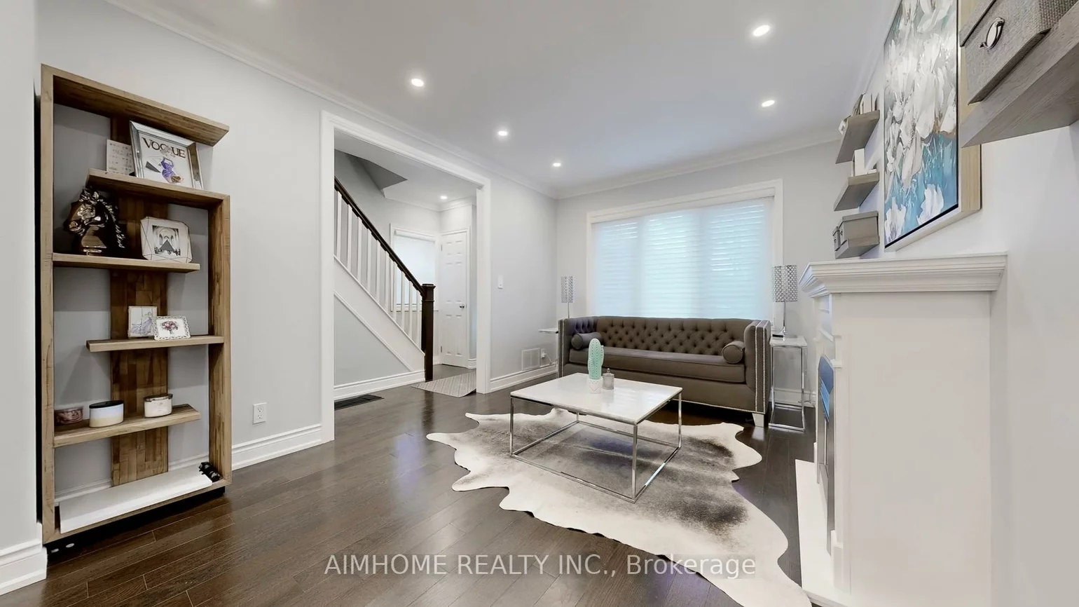39, Brentcliffe, Leaside, Toronto