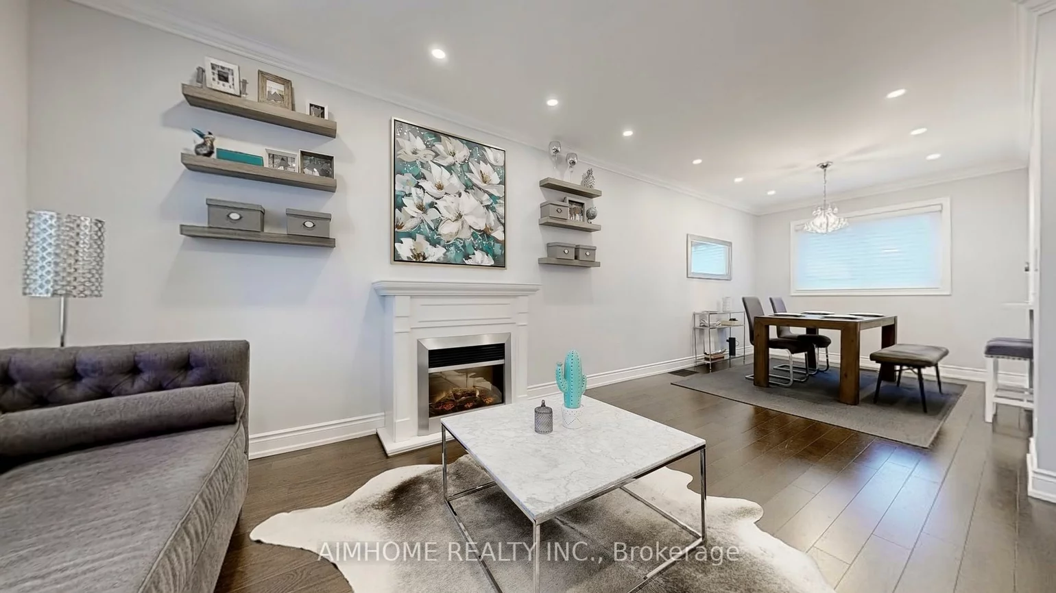 39, Brentcliffe, Leaside, Toronto