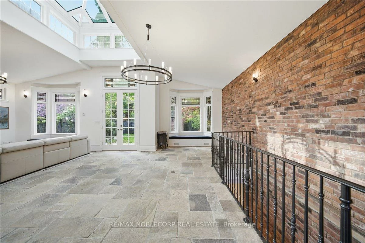38, Glenrose, Rosedale-Moore Park, Toronto