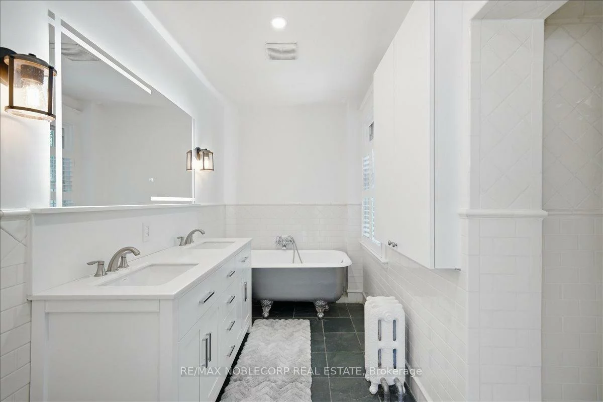 38, Glenrose, Rosedale-Moore Park, Toronto