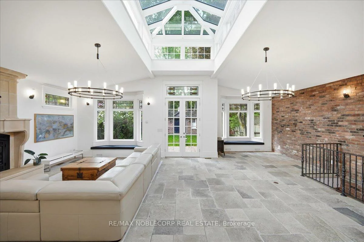 38, Glenrose, Rosedale-Moore Park, Toronto