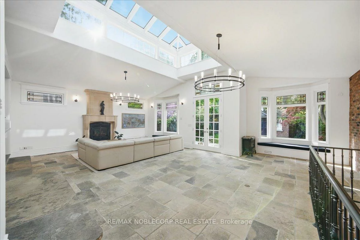 38, Glenrose, Rosedale-Moore Park, Toronto