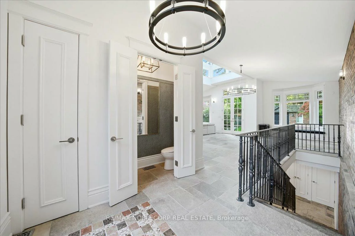 38, Glenrose, Rosedale-Moore Park, Toronto