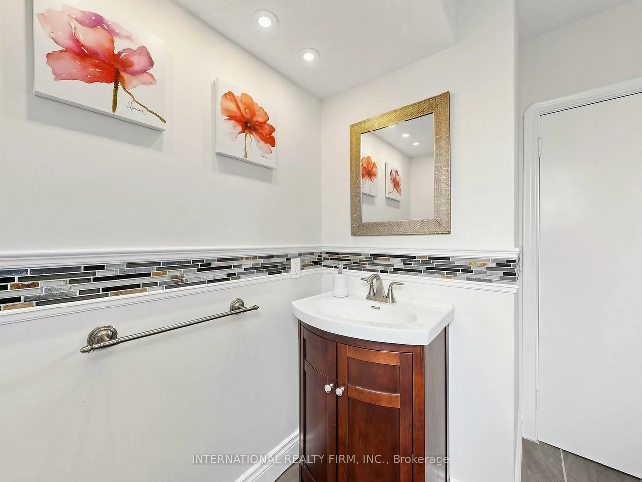 200, Burndale, Lansing-Westgate, Toronto