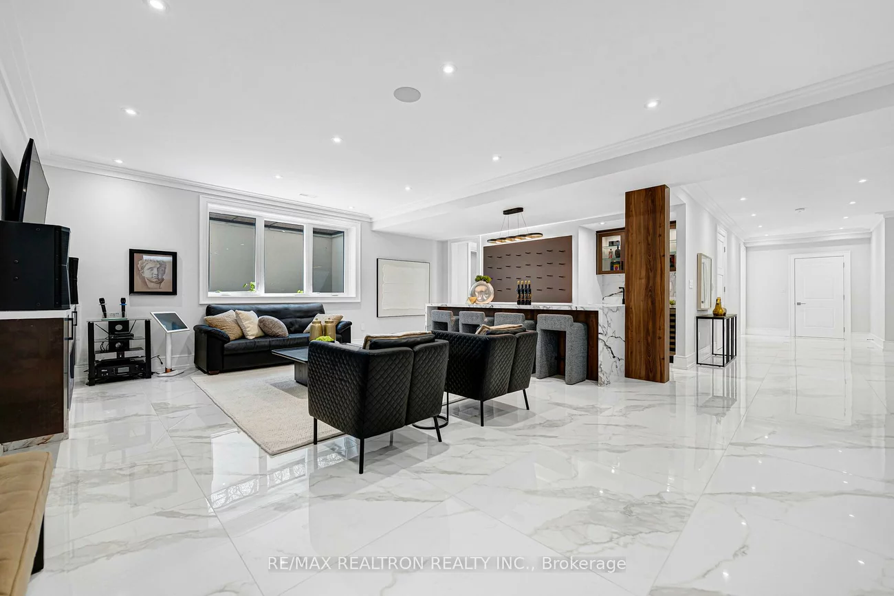 16, Ballyronan, Banbury-Don Mills, Toronto
