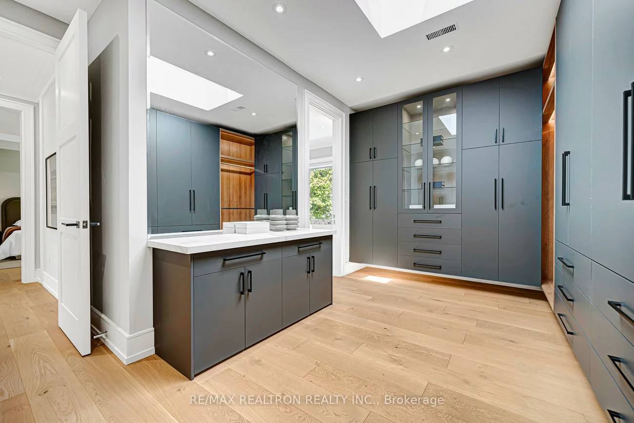 16, Ballyronan, Banbury-Don Mills, Toronto