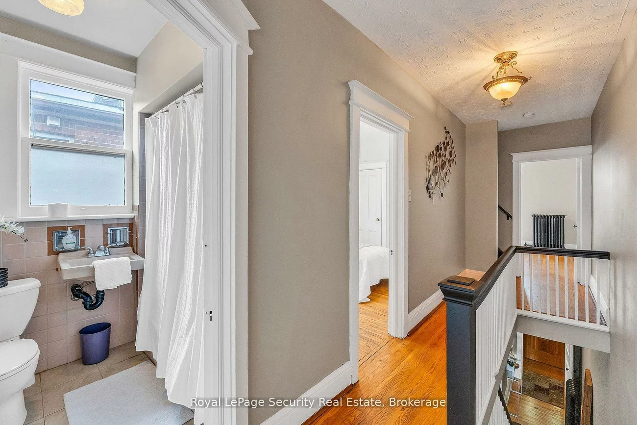 667, Ossington, Palmerston-Little Italy, Toronto