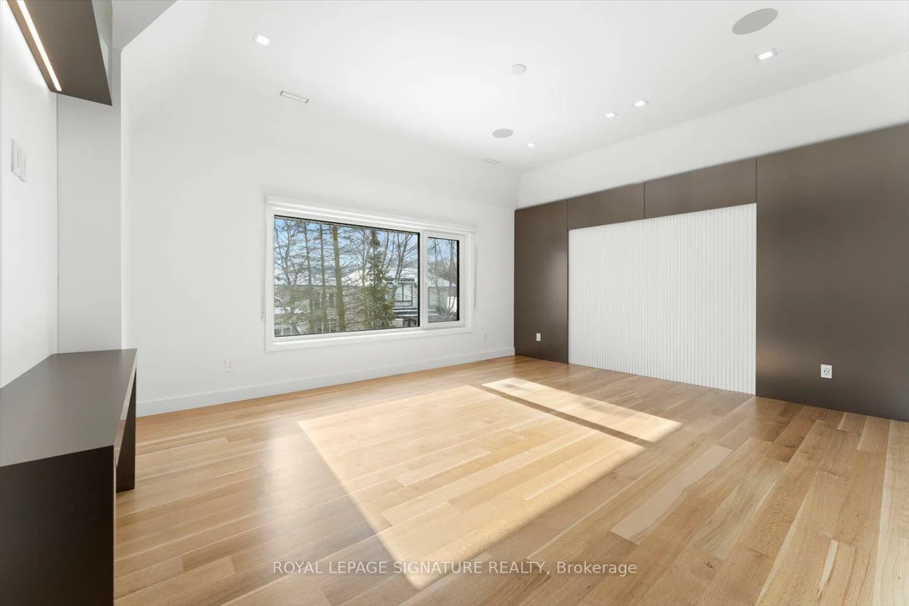 89, Stuart, Lansing-Westgate, Toronto